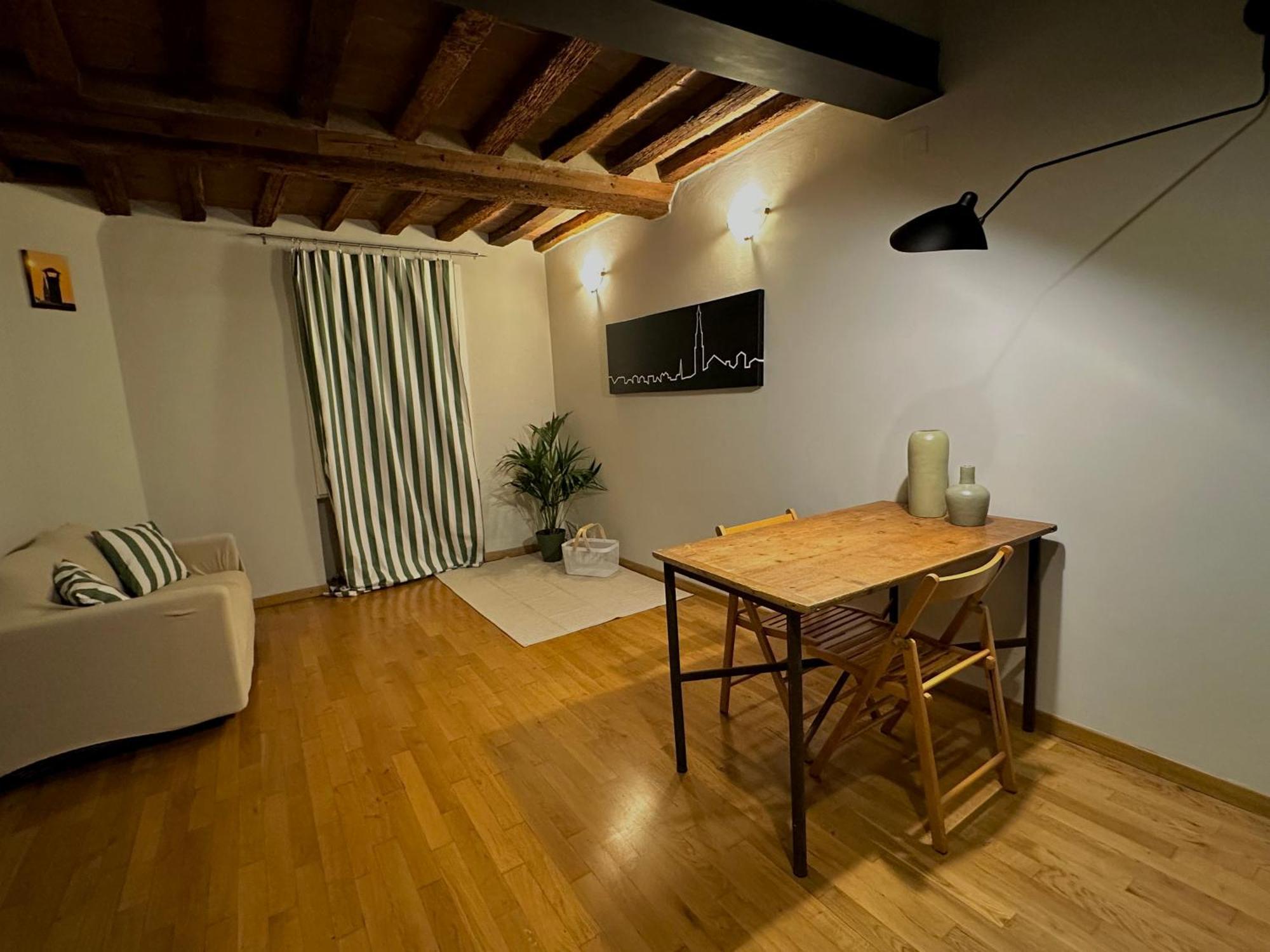 Maison Vert Appartamento In Centro Storico A Модена Экстерьер фото